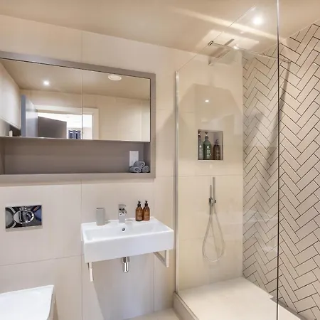 No 1, Within The Walls, Free Parking York