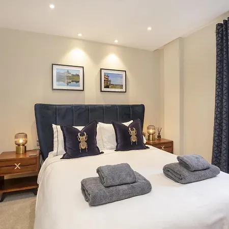 No 1, Within The Walls, Free Parking * York